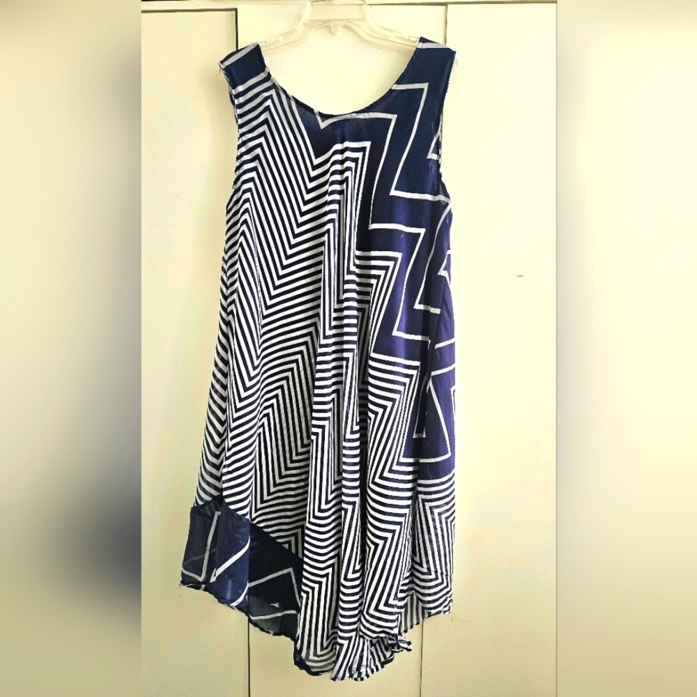 Geometric Print Triangle Hem Sleeveless Lined Dress Women